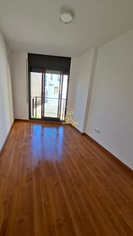 Habitación de Piso de alquiler en Lleida con Parquet