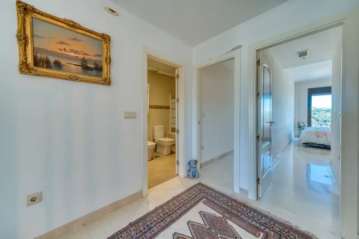 Casa adosada en venta en Estepona con Aire acondicionado, Terraza y Piscina comunitaria