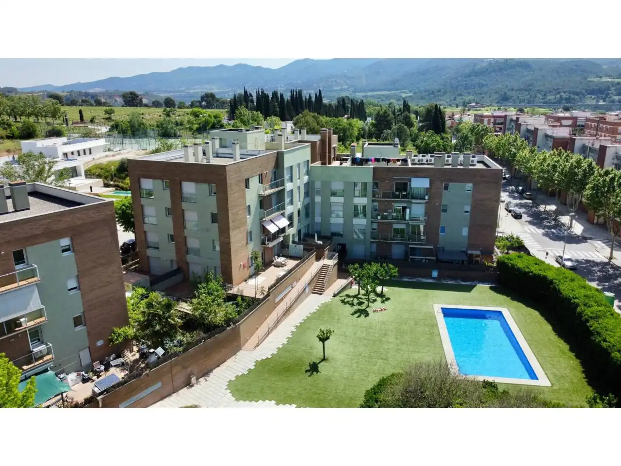 Exterior view of Flat for sale in Sant Sadurní d'Anoia  with Air Conditioner, Heating and Parquet flooring