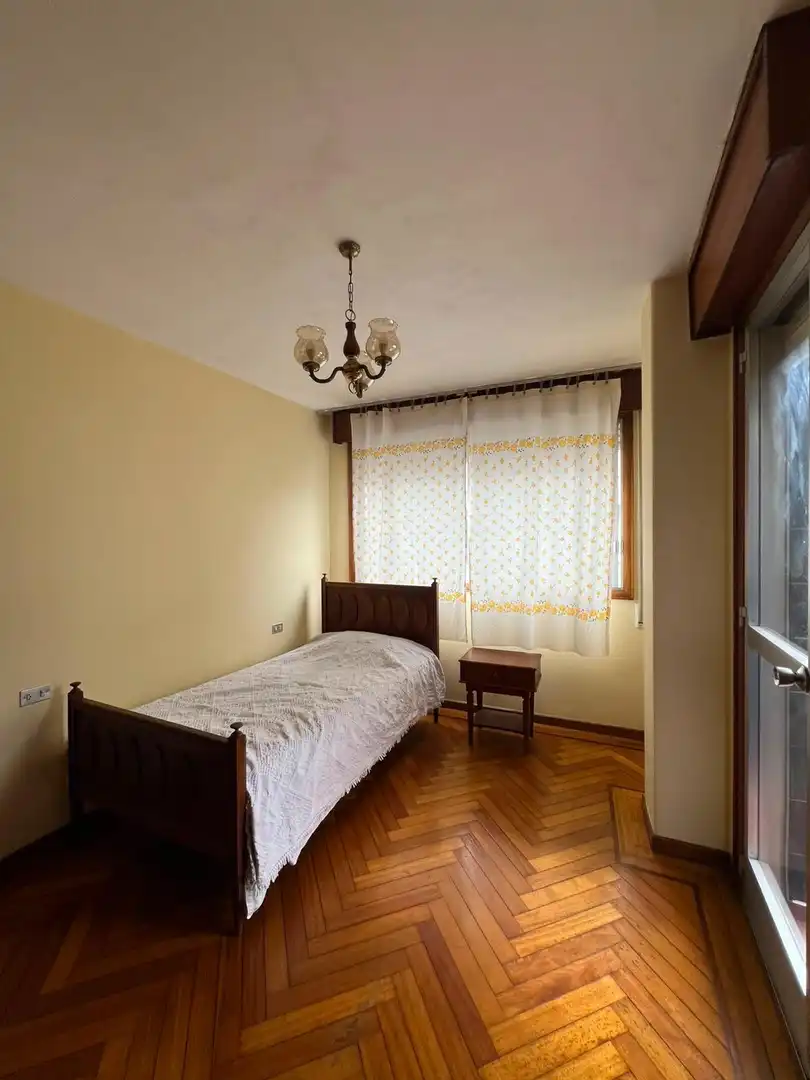 Bedroom of Flat for rent in Vigo   with Furnished and Balcony