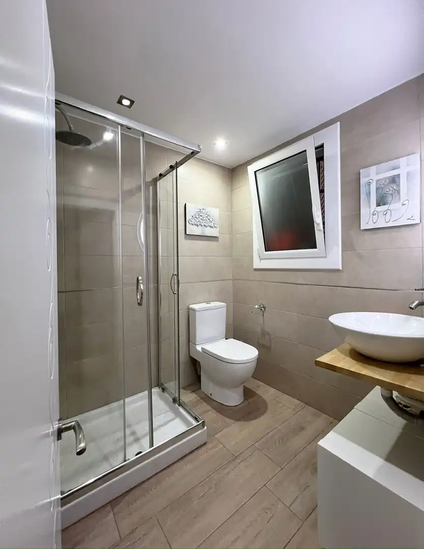 Badezimmer von Wohnung zum Verkauf in Barcelona mit Terrasse