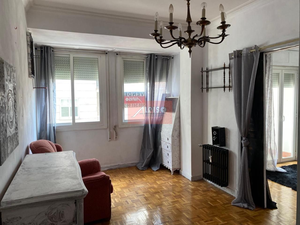 Living room of Flat for sale in Ourense Capital   with Heating, Parquet flooring and Balcony