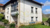 Exterior view of House or chalet for sale in Cabrales  with Private garden and Storage room