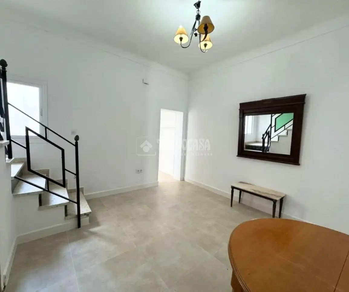 Casa o chalet en venta en Las Cabezas de San Juan con Balcón