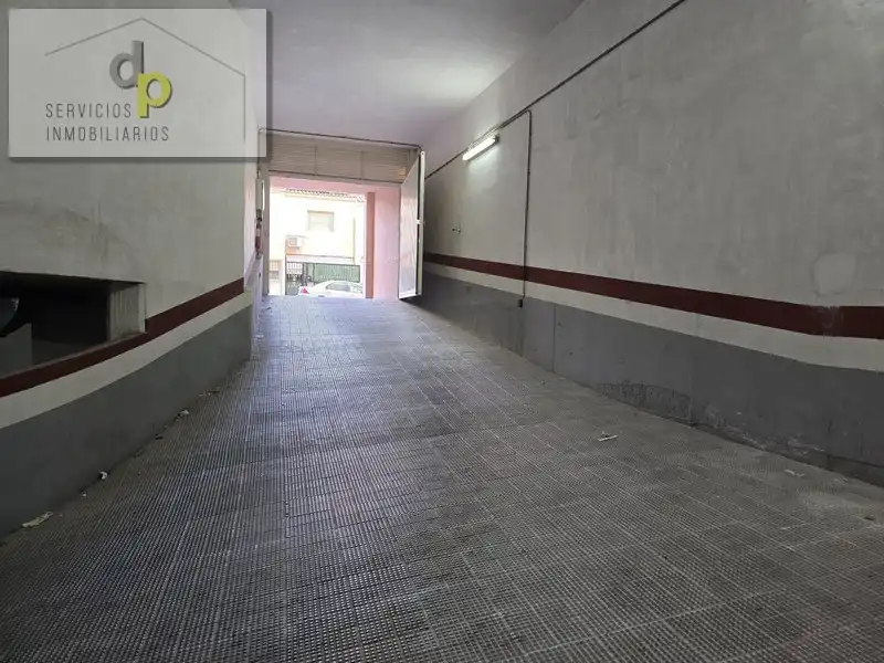 Wohnung zur Miete in Elche / Elx mit Ofen, Waschmaschine und Balkon