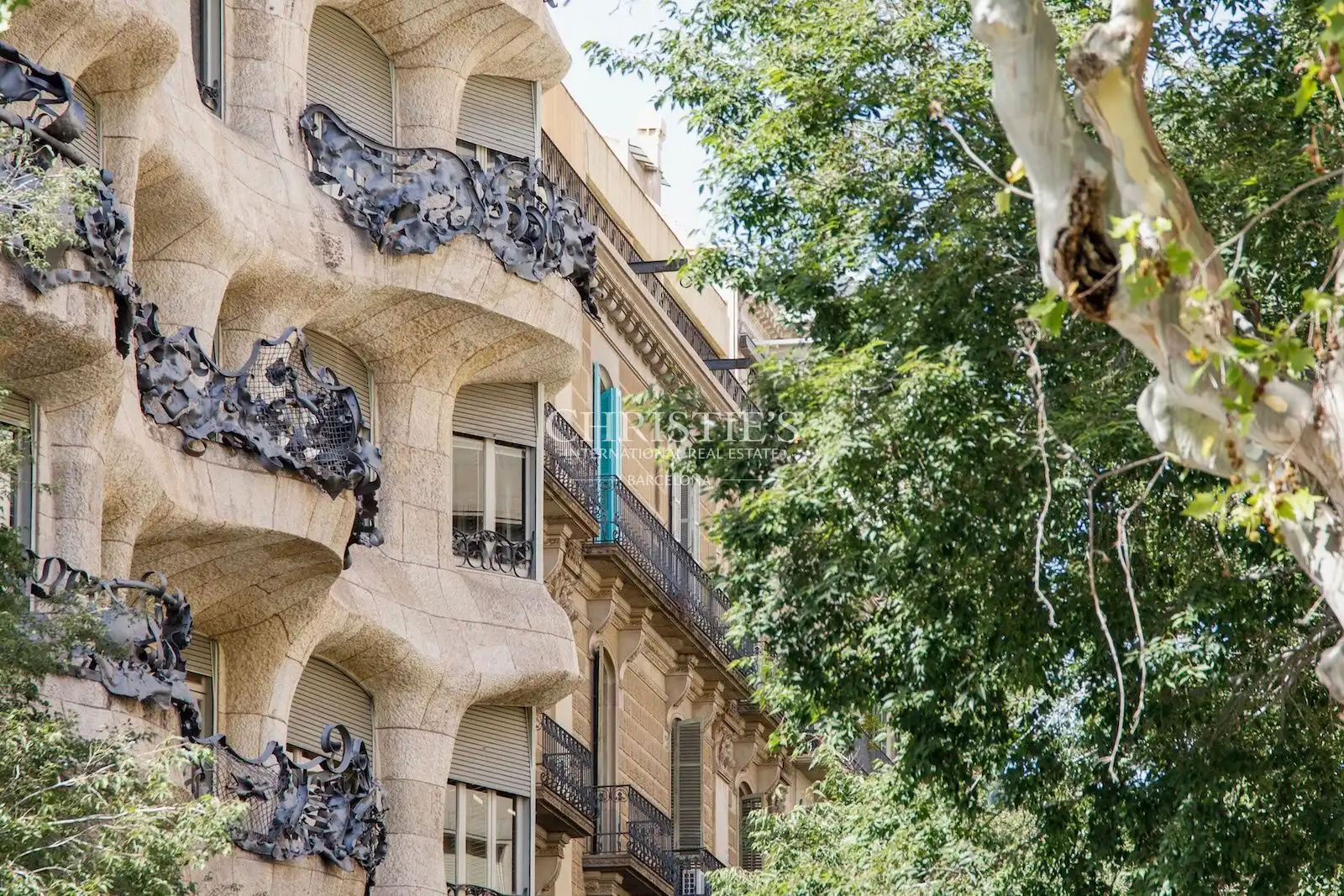 Vista exterior de Dúplex en venda en Barcelona amb Aire condicionat i Terrassa