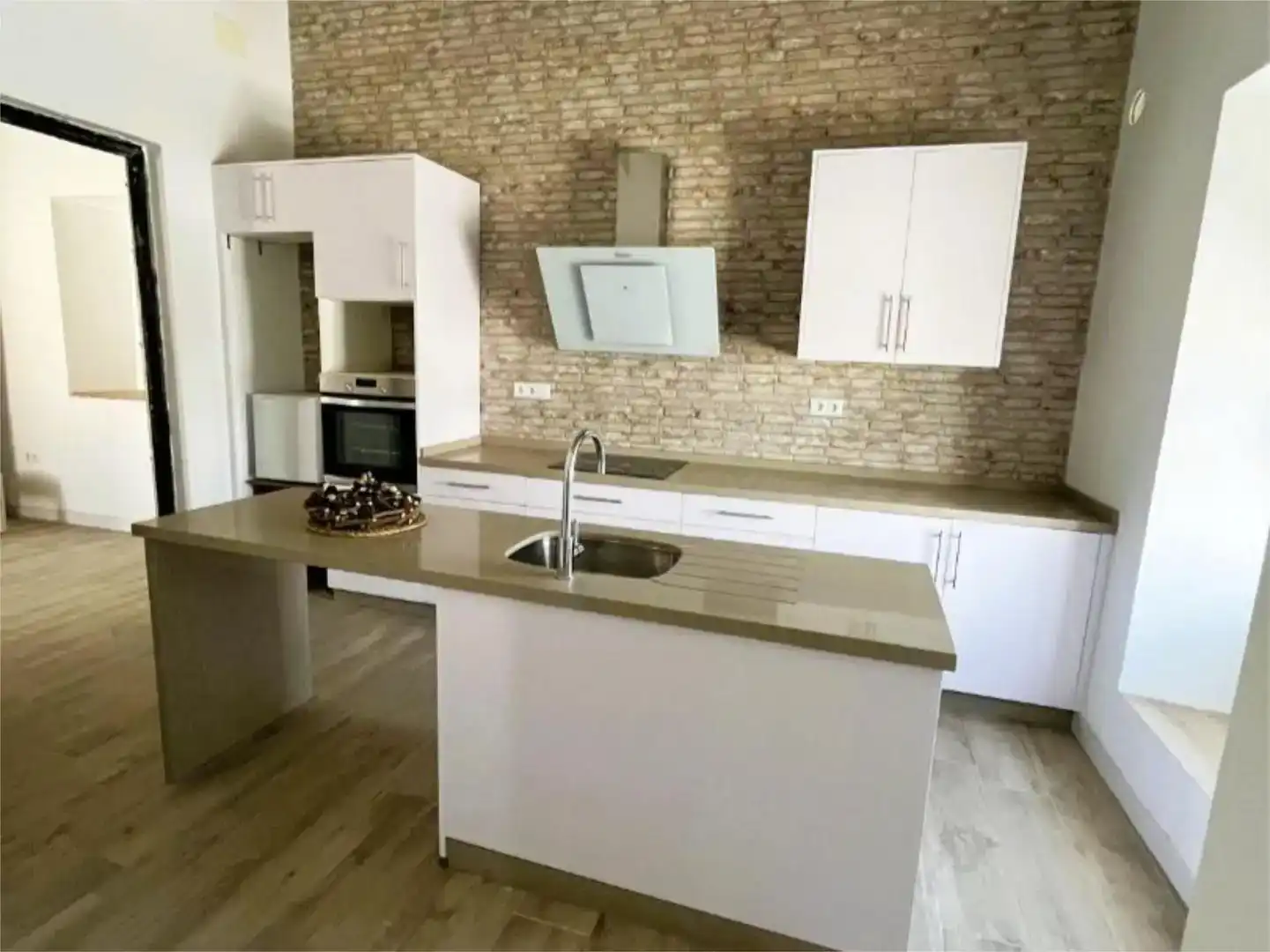 Cocina de Casa adosada en venta en Écija con Aire acondicionado, Jardín privado y Trastero