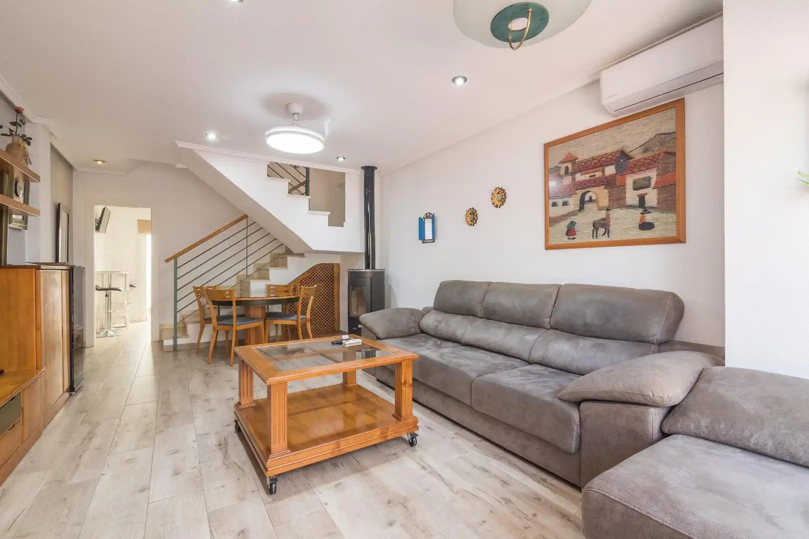 Living room of Detached homes for sale in Elche / Elx  with Air Conditioner, Heating and Private garden