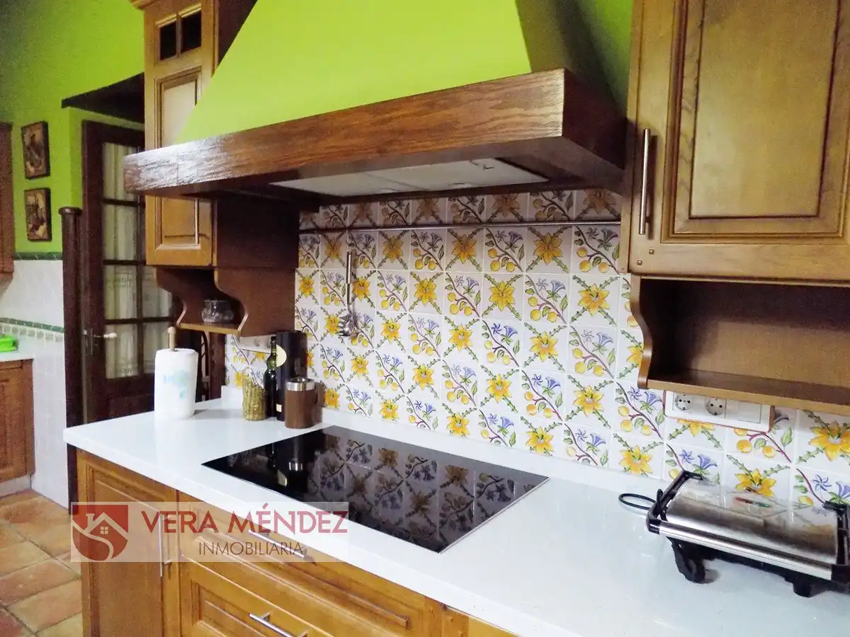 Cuina de Casa o xalet en venda en Santa Cruz de la Palma amb Terrassa i Moblat