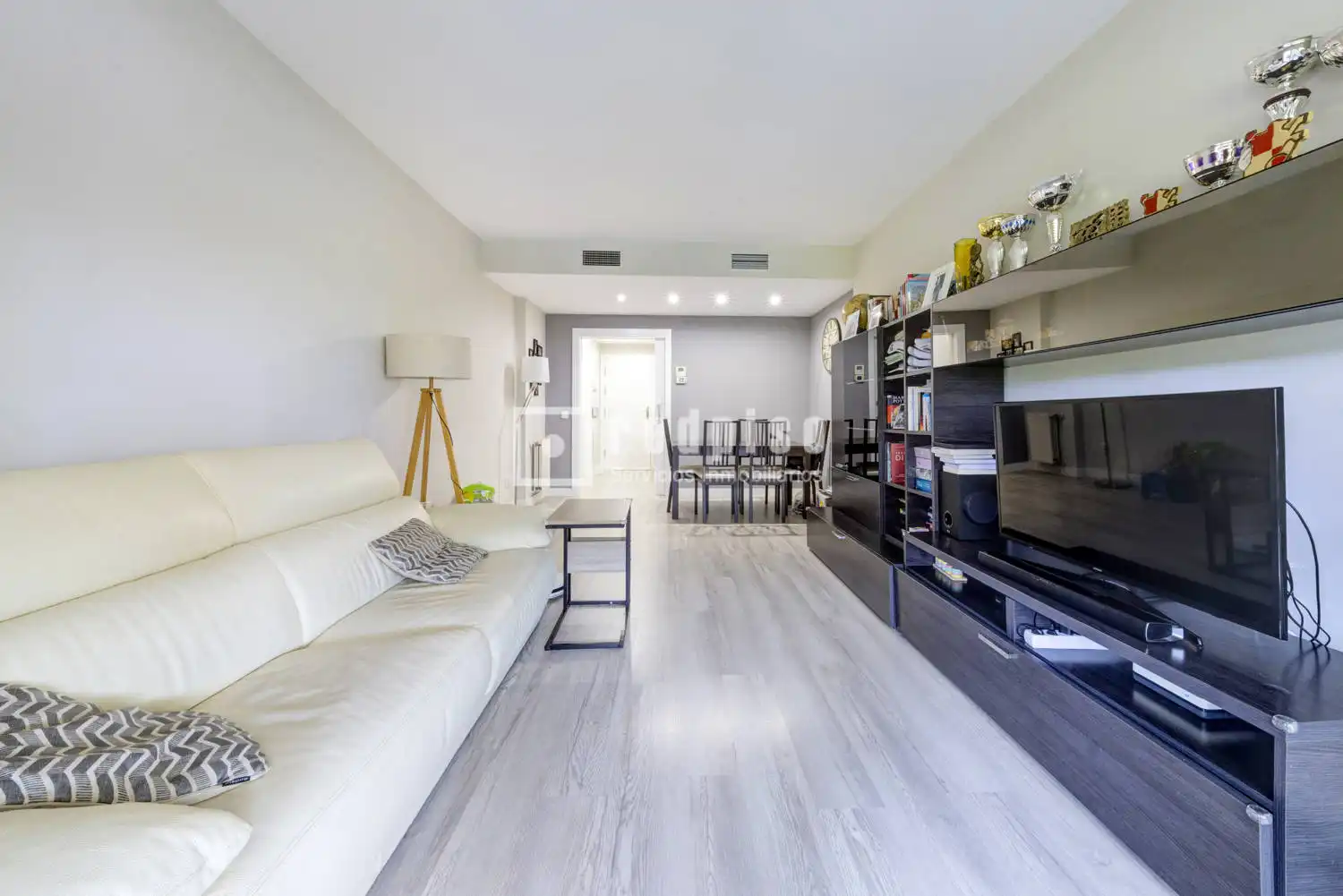 Living room of Flat for sale in Las Rozas de Madrid  with Air Conditioner, Heating and Private garden