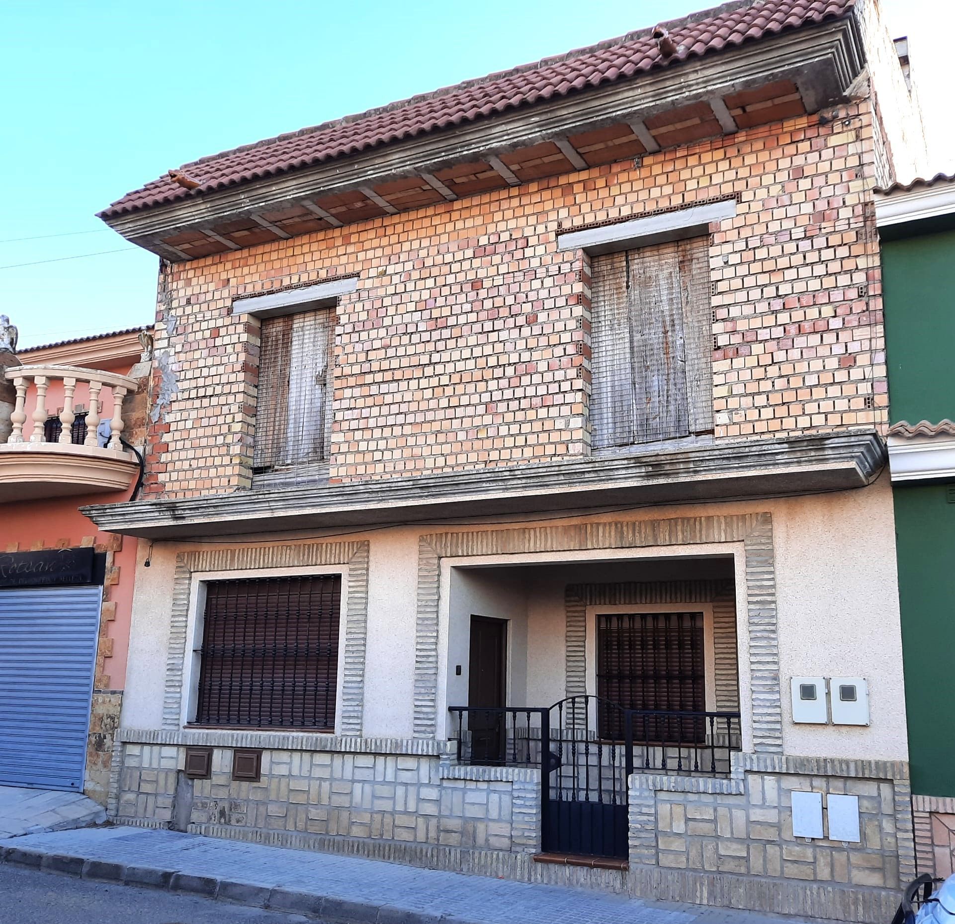 Vista exterior de Casa o chalet en venta en Guillena con Terraza y Horno