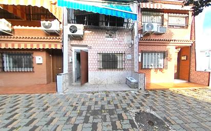 Vista exterior de Casa adosada en venda en  Córdoba Capital