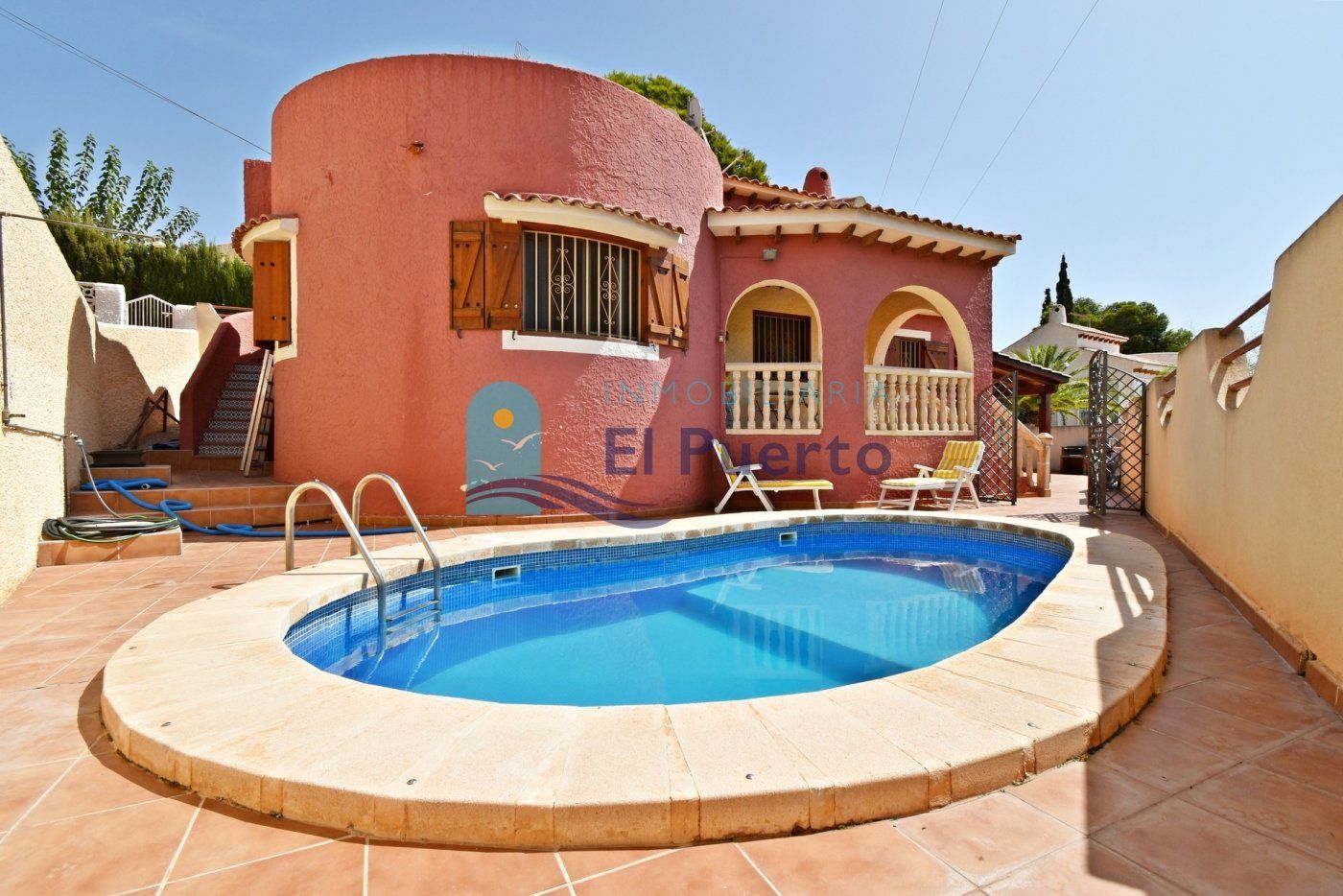 Vista exterior de Casa o xalet en venda en Mazarrón amb Jardí privat, Terrassa i Traster