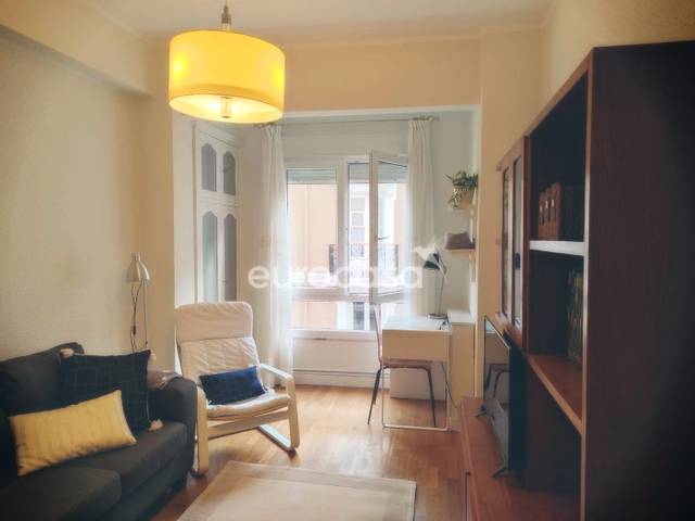 Piso en Alquiler en Numancia - San Fernando