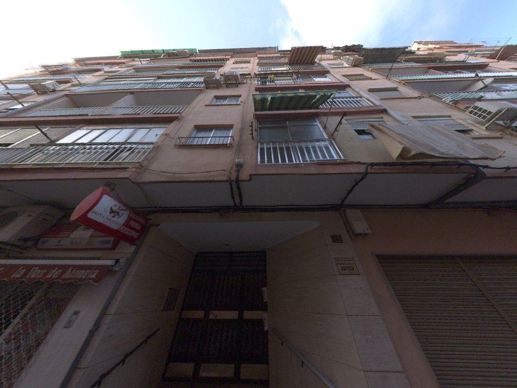 Vista exterior de Pis en venda en  Almería Capital