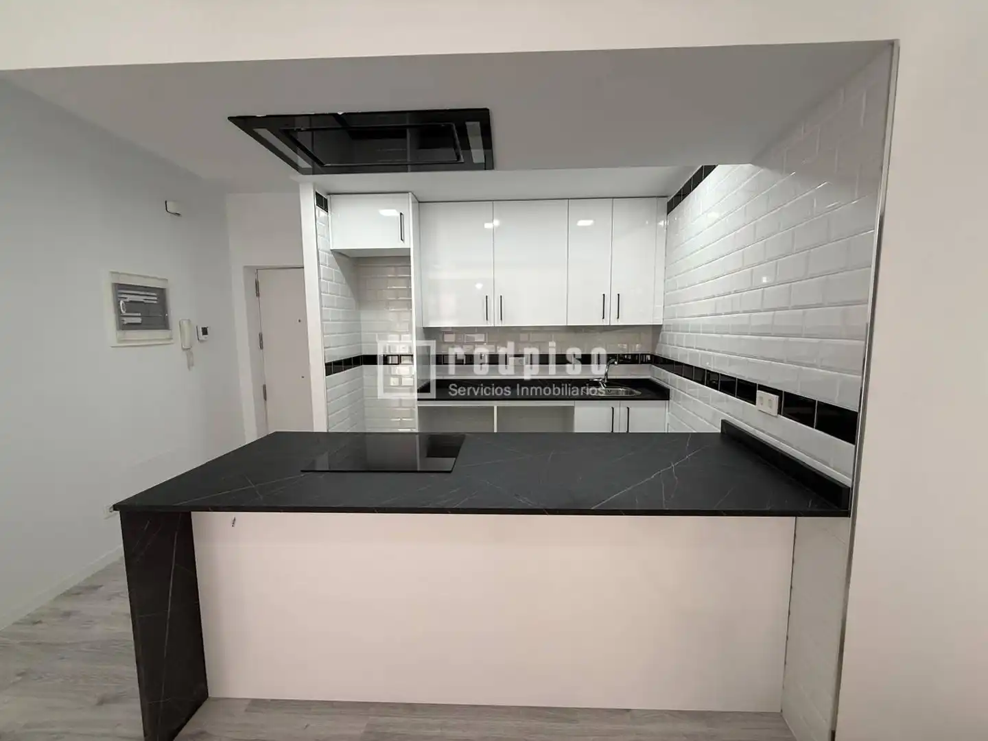 Cocina de Piso en venta en Madrid con Calefacción y Trastero