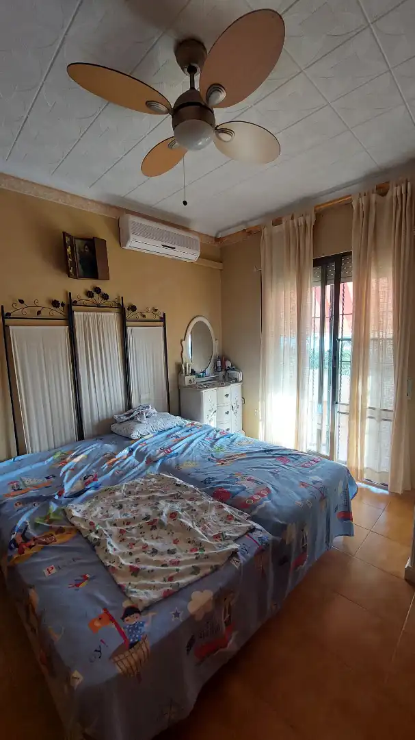 Schlafzimmer von Haus oder Chalet zum Verkauf in La Manga del Mar Menor mit Klimaanlage, Privatgarten und Terrasse