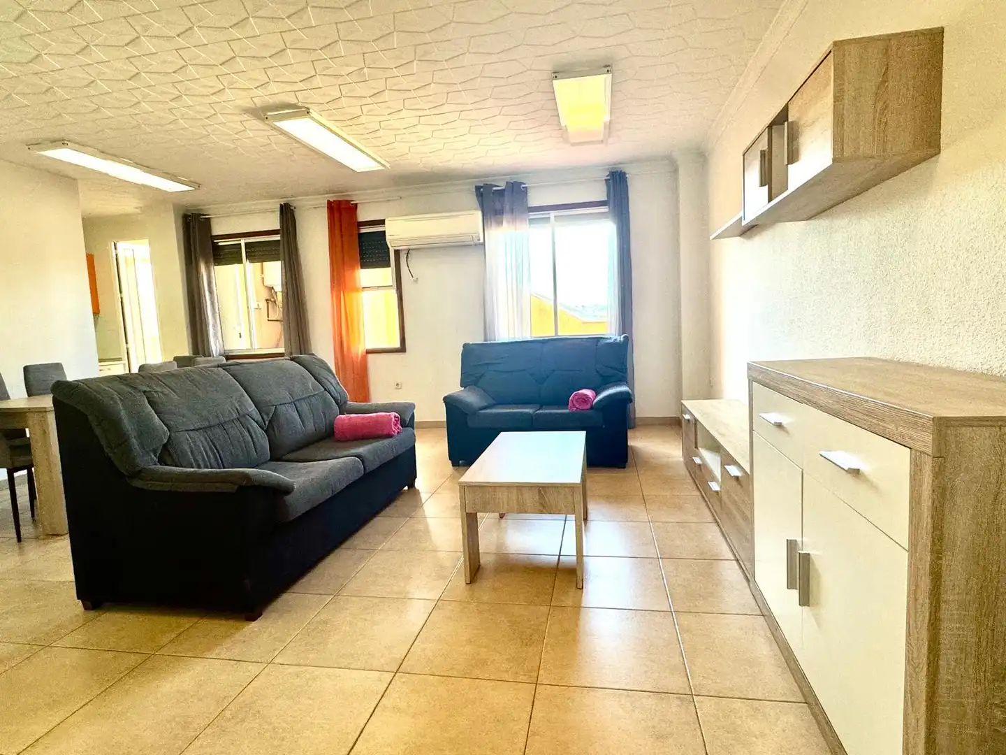 Sala d'estar de Pis de lloguer en Murcia amb Aire condicionat, Calefacció i Terrassa