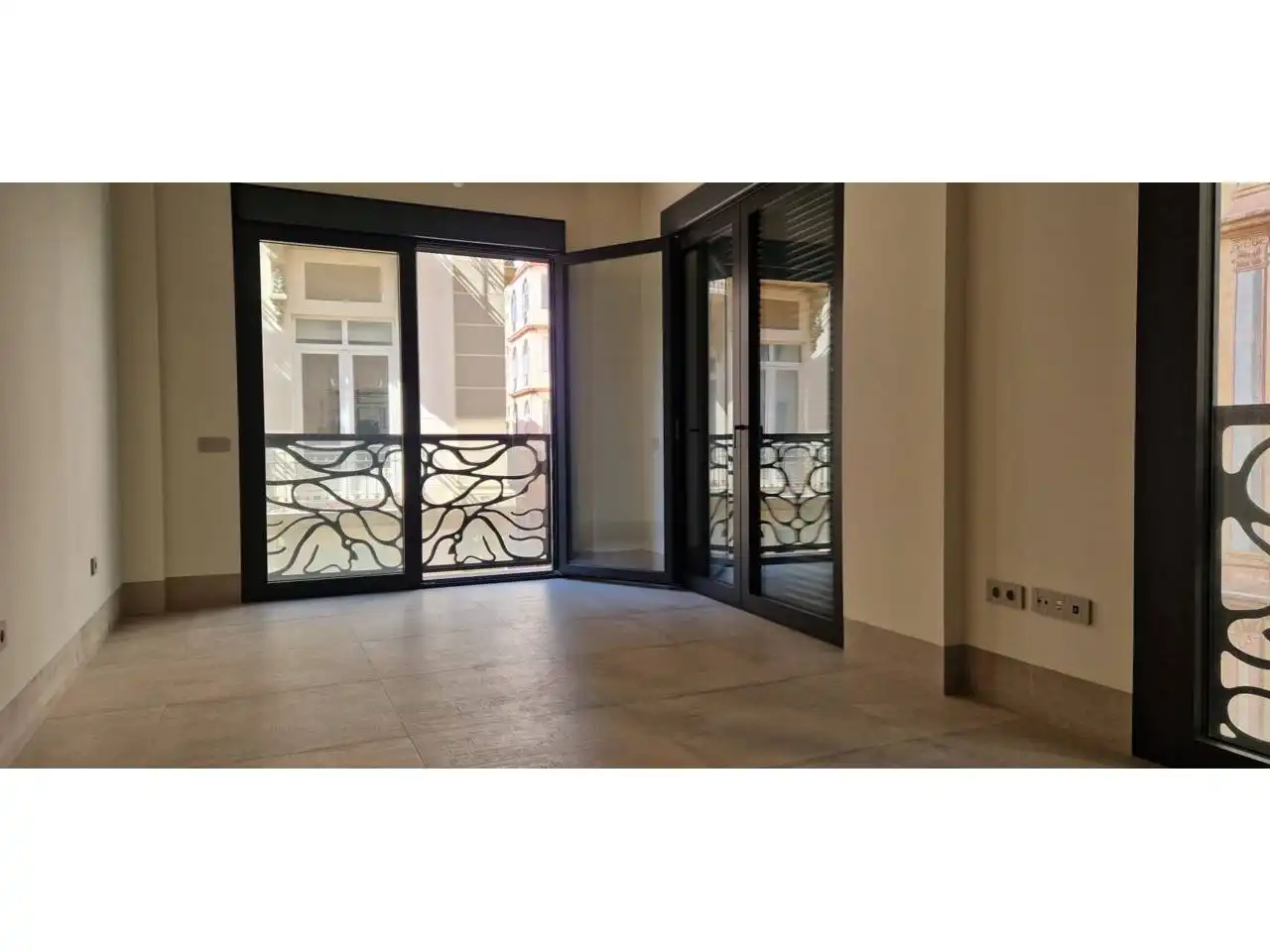 Appartement compact avec terrasse à vendre à Centro