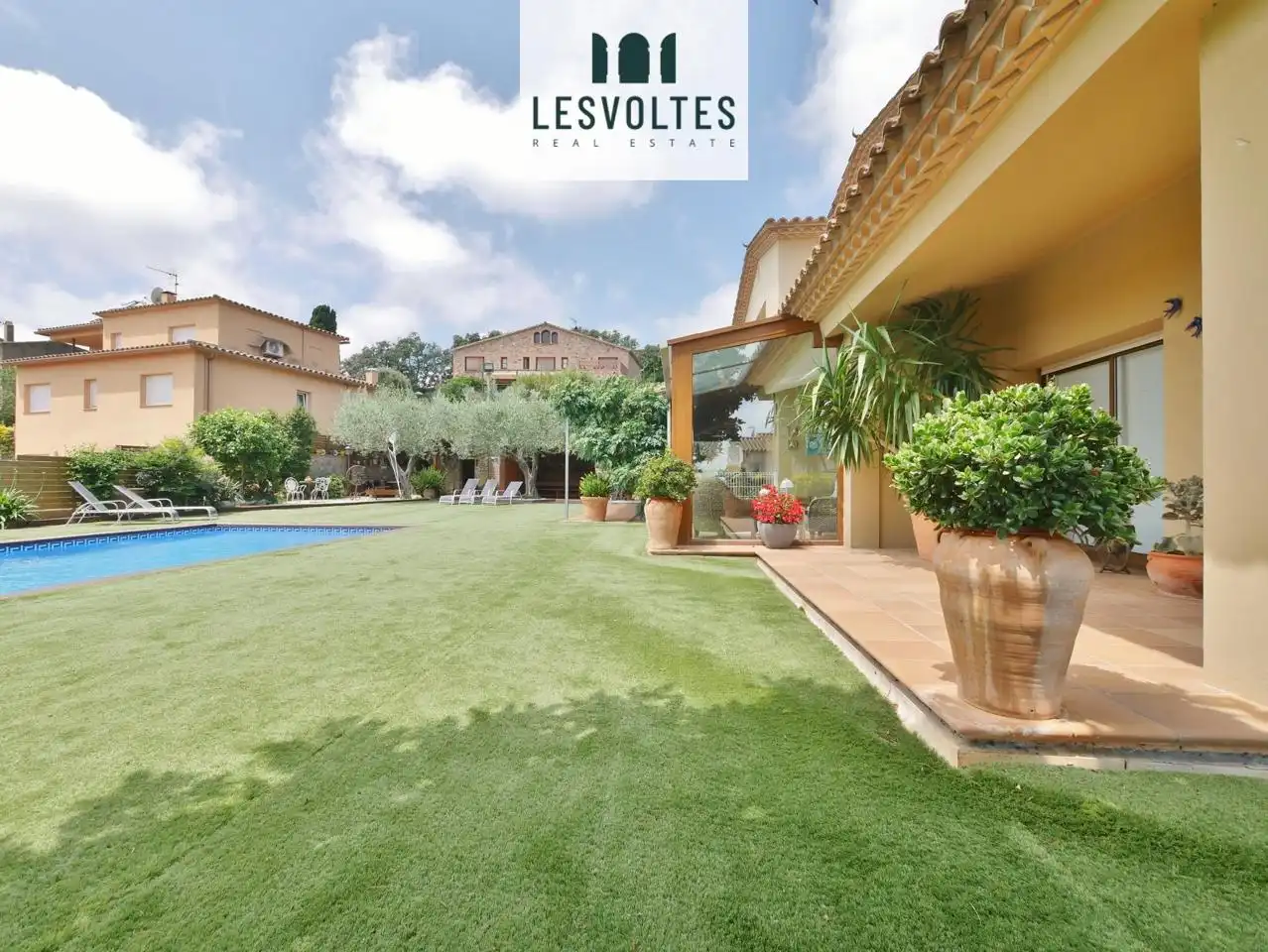 Exterior view of Houses for sale in Mont-ras  with Air Conditioner, Heating and Private garden