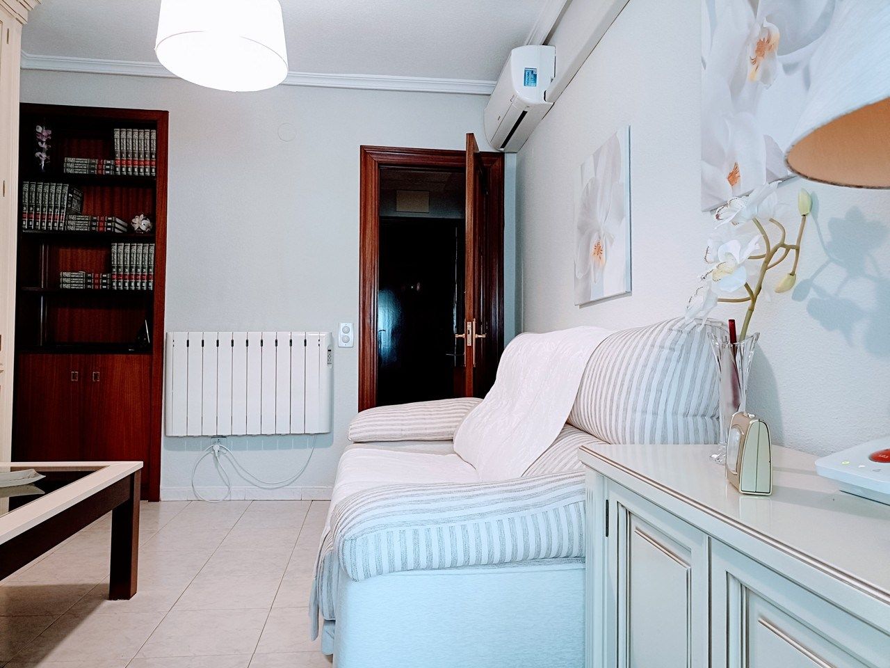 Bedroom of Flat to rent in  Madrid Capital  with Air Conditioner, Heating and Terrace