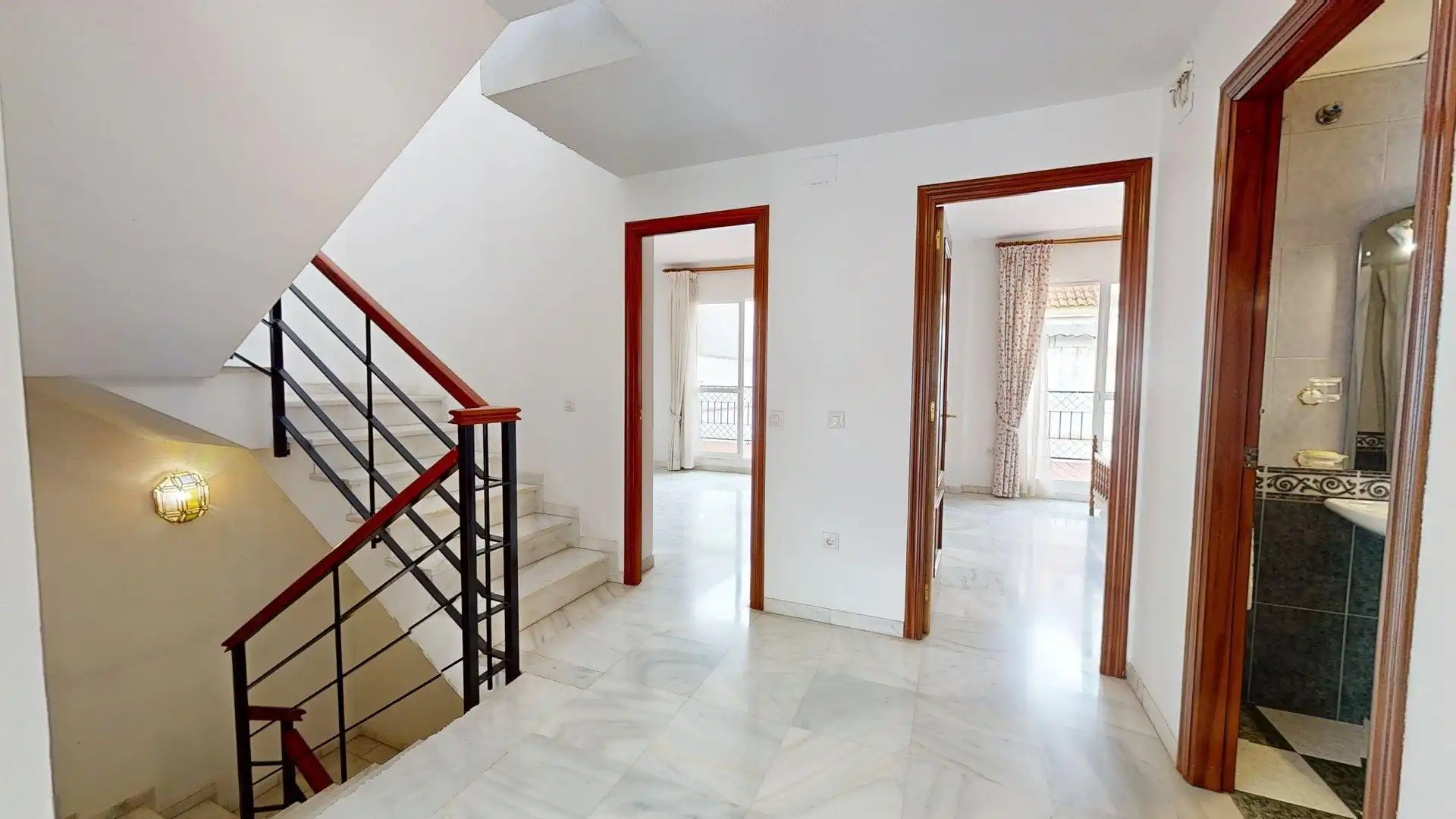 Casa adosada en venda en Córdoba amb Aire condicionat, Calefacció i Terrassa