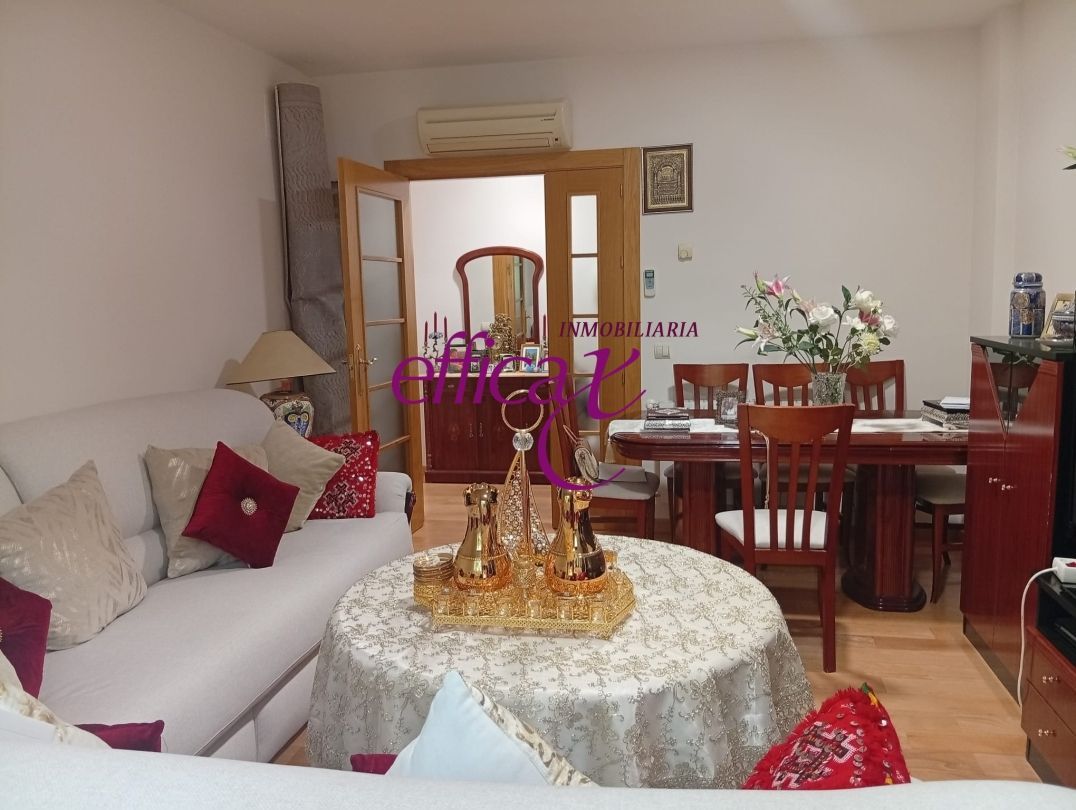 Habitación de Piso en venta en Torrijos con Calefacción