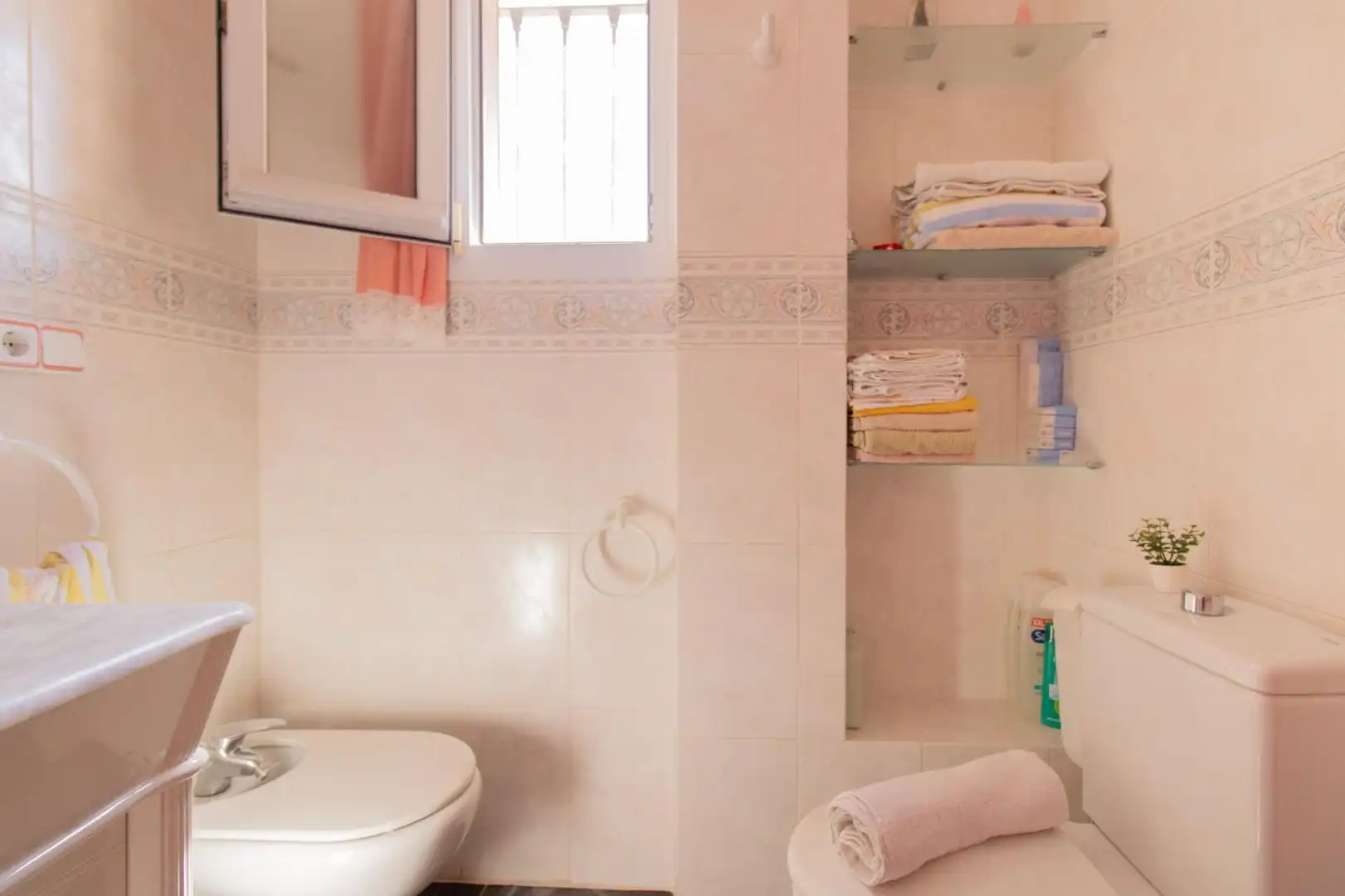 Baño de Casa adosada en venta en Massalfassar con Aire acondicionado, Terraza y Trastero