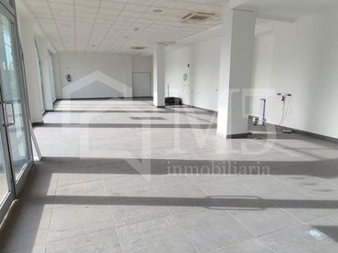 Local comercial en venda a Vélez-Málaga ciudad