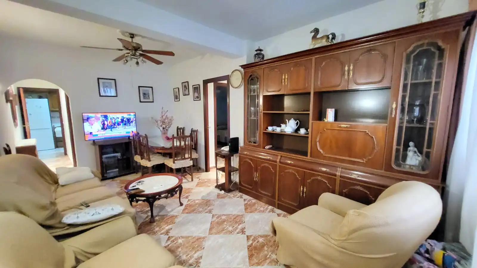 Sala d'estar de Casa adosada en venda en Rincón de la Victoria amb Aire condicionat, Terrassa i Traster