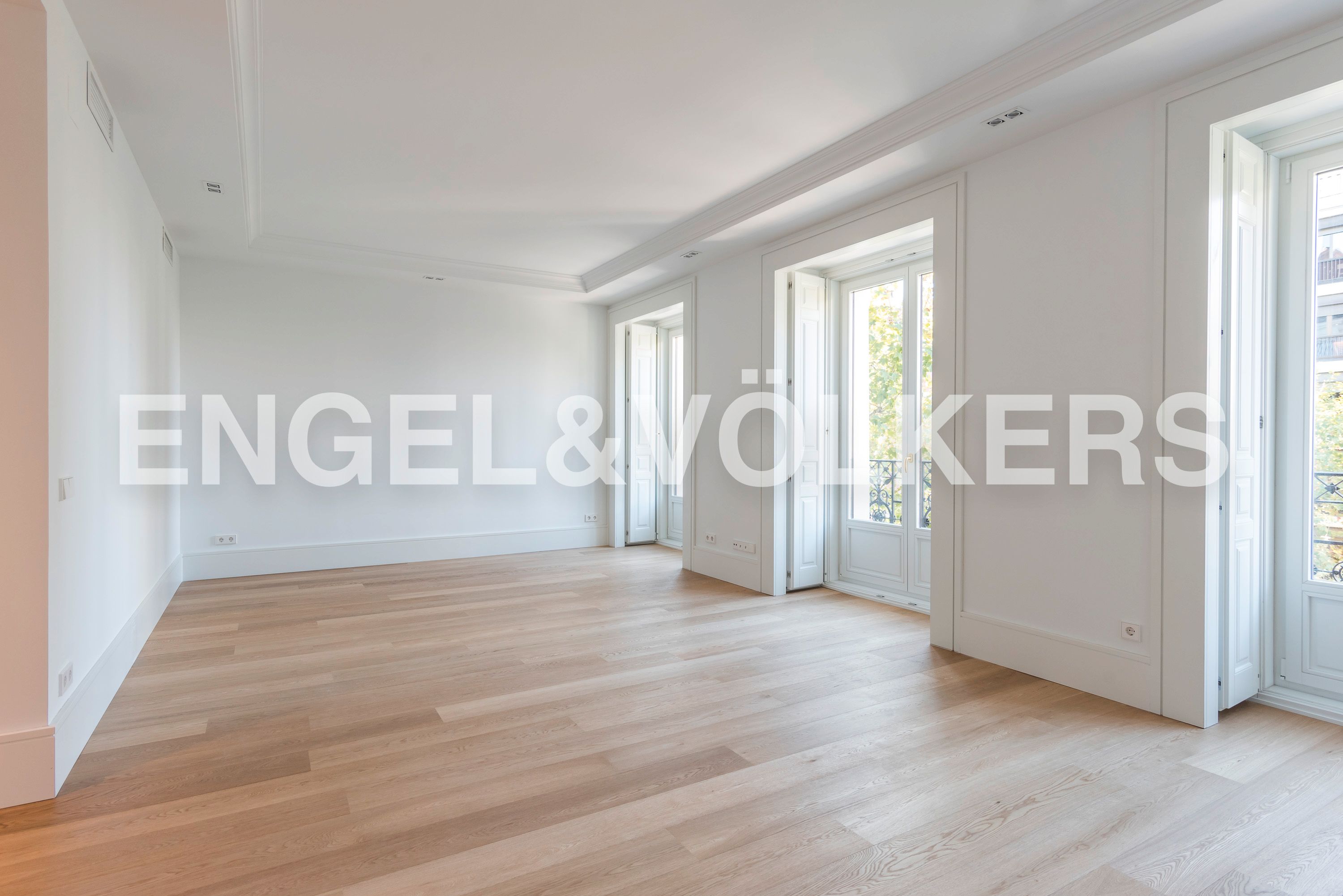 Sala de estar de Apartamento de alquiler en  Madrid Capital con Aire acondicionado, Calefacción y Trastero