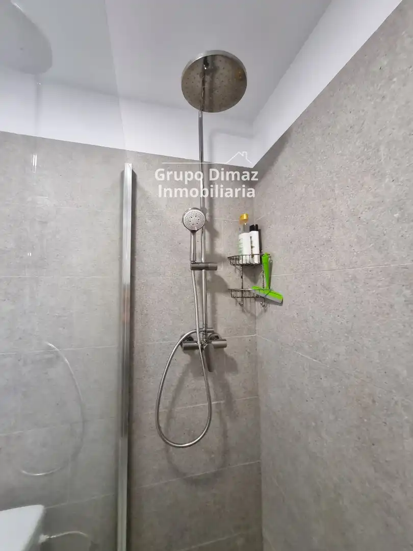 Badezimmer von Wohnung zum Verkauf in Pineda de Mar mit Klimaanlage, Heizung und Möbliert