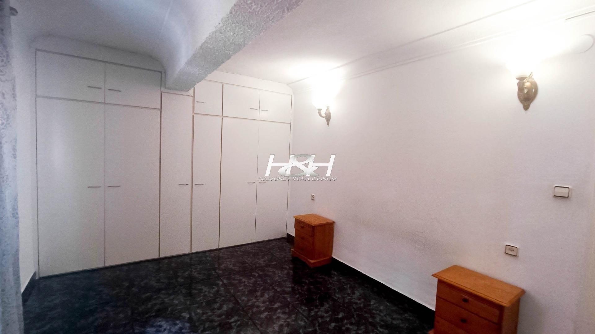 Flat to rent in Burjassot  with Air Conditioner and Balcony