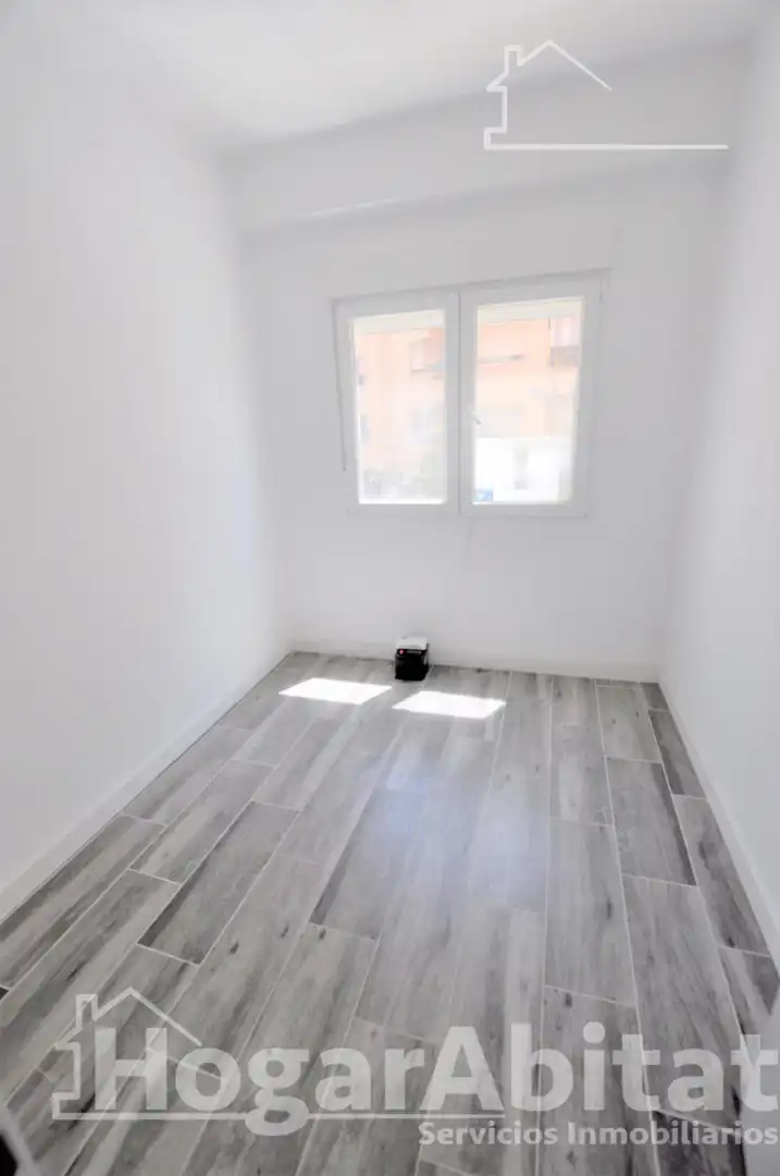 Habitación de Piso en venta en Valencia