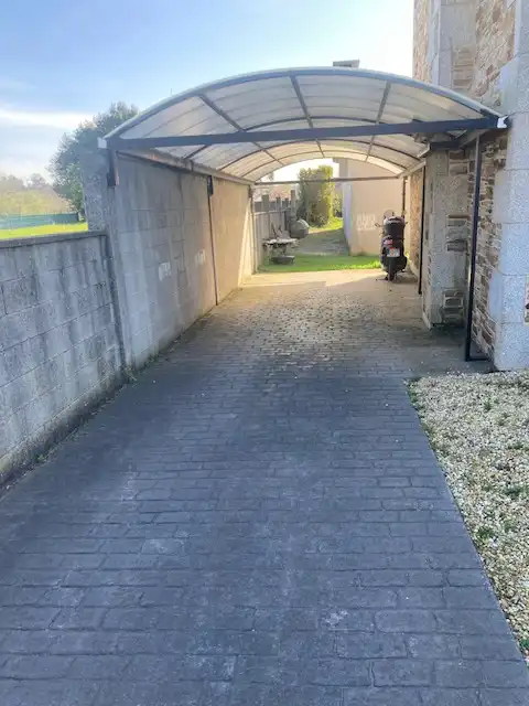 Parking de Casa o chalet en venta en Carballo con Calefacción, Jardín privado y Parquet