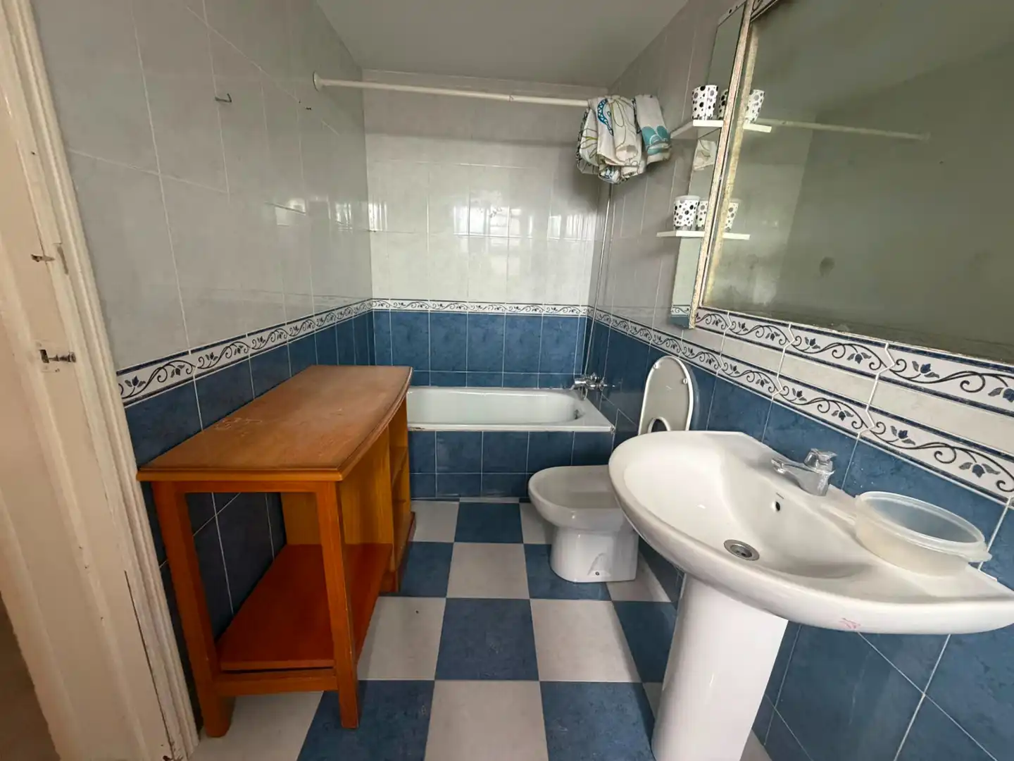 Baño de Casa o chalet en venta en Jaén con Jardín privado, Terraza y Trastero