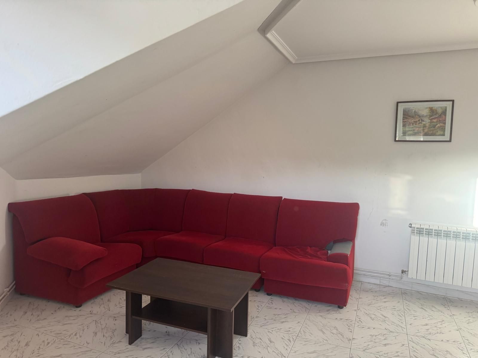 Wohnzimmer von Dachboden zum verkauf in Viana do Bolo mit Heizung und Abstellraum