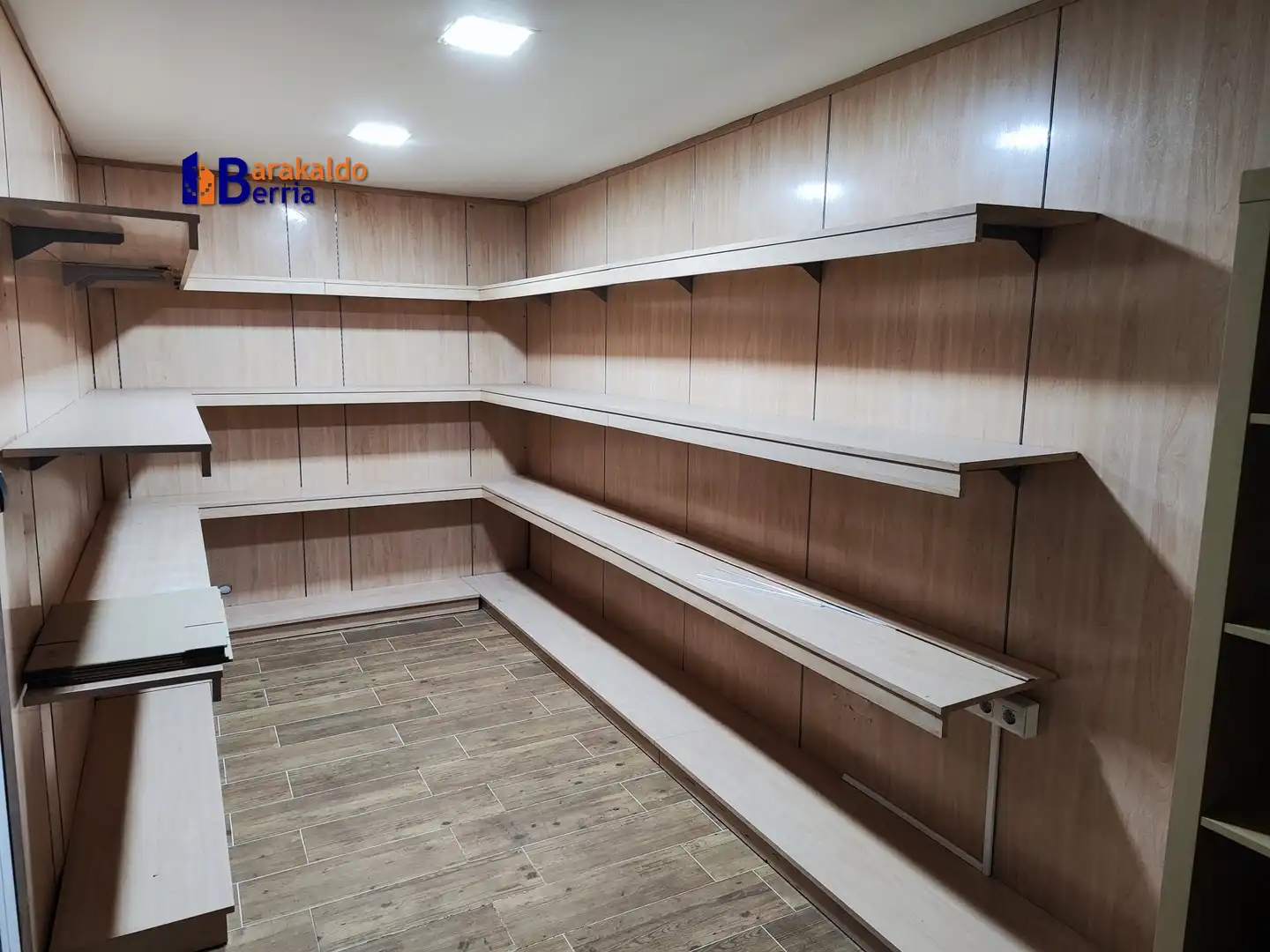 Nave industrial en venta en Valle de Trápaga-Trapagaran