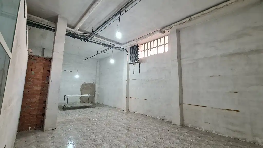 Local de alquiler en  Logroño con Aire acondicionado