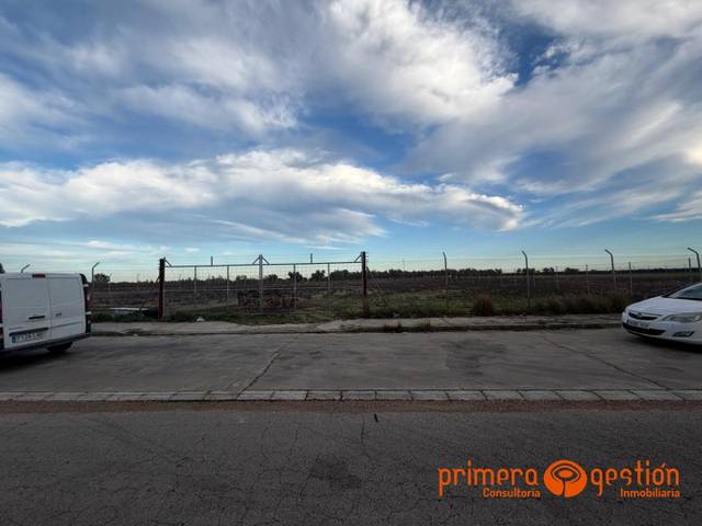 Terreno residencial en Venta en Fuentes de Andalucía