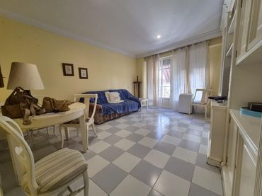 Apartament amb balcó en venda a Centro Urbano