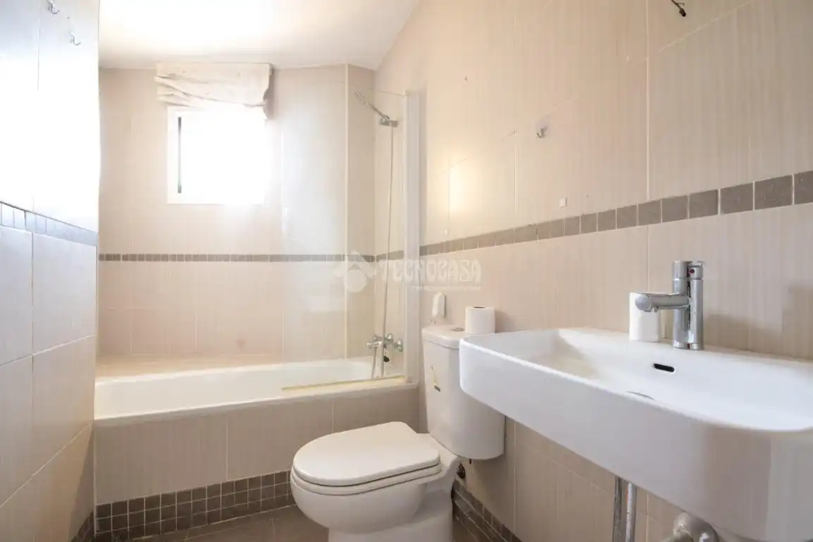 Semi-detached house for sale in Churriana, imagen 35