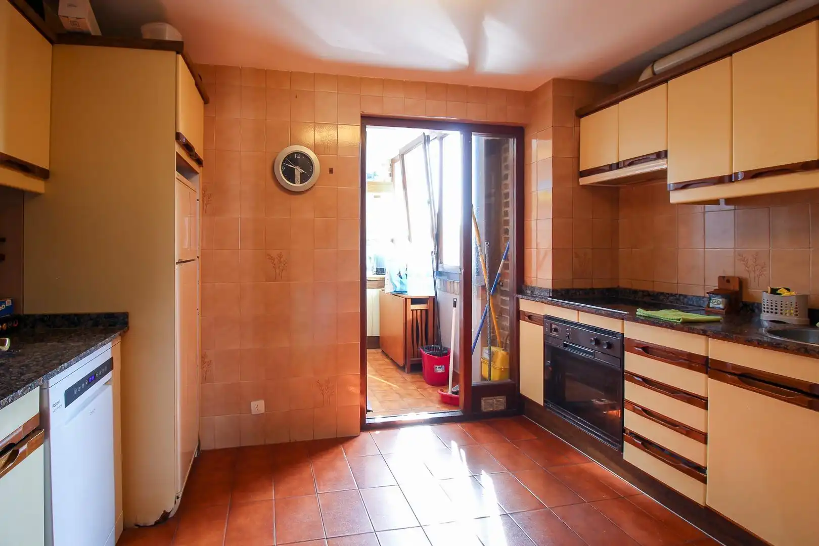 Cocina de Piso de alquiler en Santander con Calefacción, Parquet y Terraza