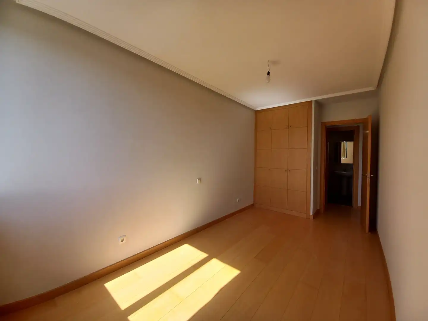 Bedroom of Flat for rent in Burgos  with Heating and Storage room