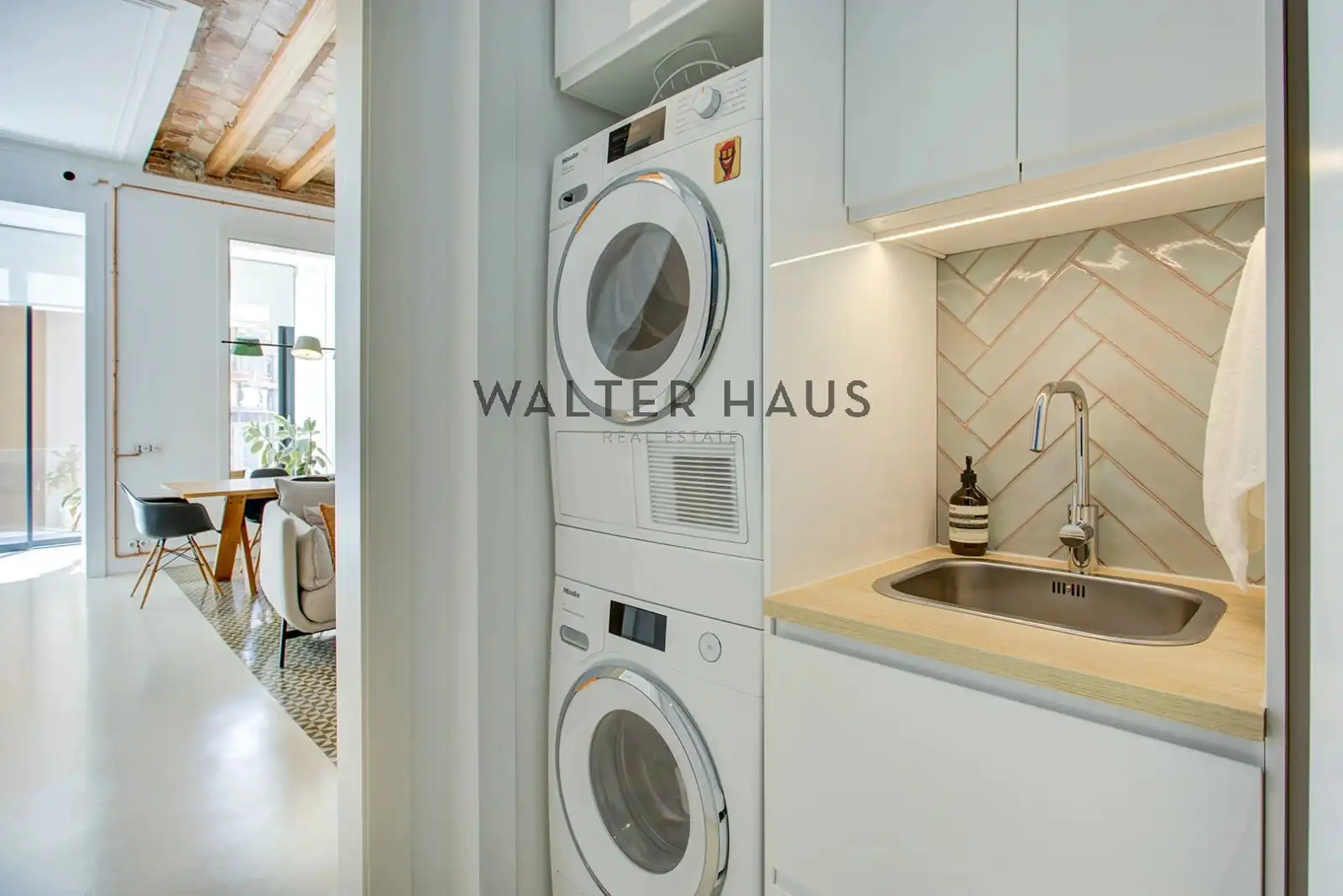 Cocina de Piso en venta en Barcelona con Aire acondicionado, Calefacción y Balcón