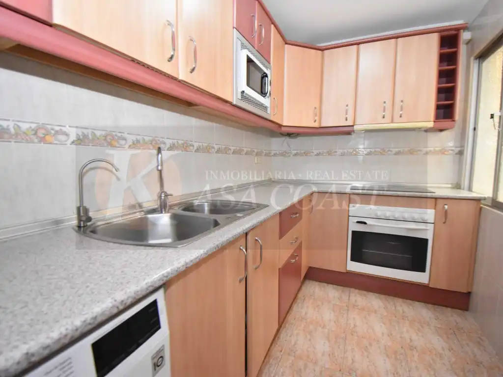 Kitchen of Flat for sale in Fuengirola  with Air Conditioner and Terrace