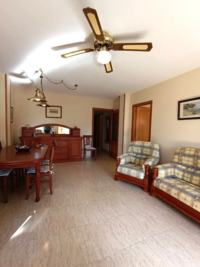 Apartamento con piscina en venta en Playa de Poniente, imagen 3