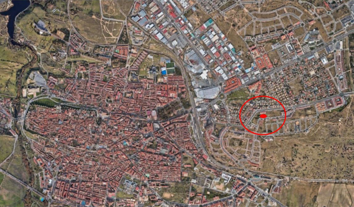 Vista exterior de Casa o chalet en venta en Ávila Capital con Calefacción, Jardín privado y Terraza