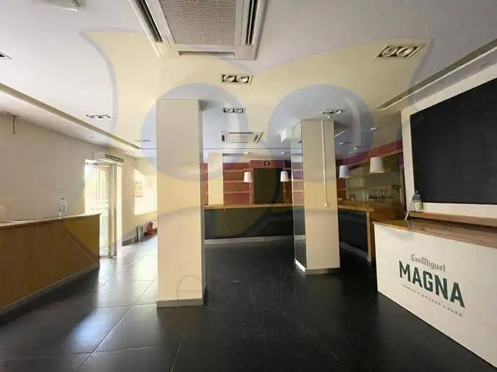 Local en venta en Salamanca con Aire acondicionado