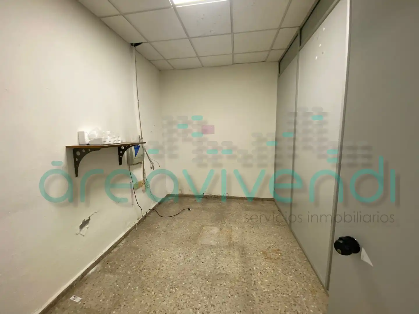 Local comercial en venta en Carrer del Riu Túria, imagen 4